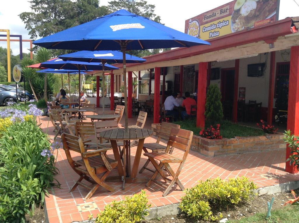 Hostal El Hangar Rionegro Eksteriør bilde