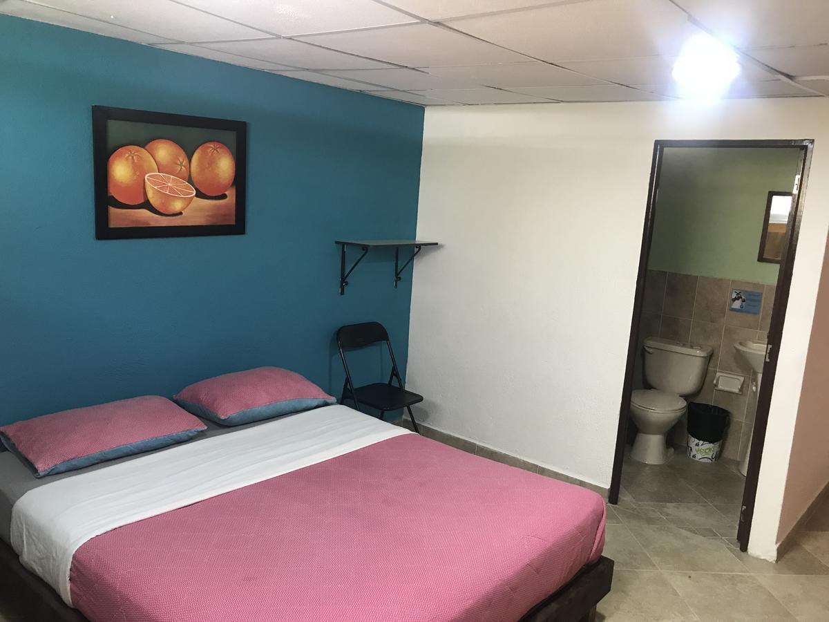 Hostal El Hangar Rionegro Eksteriør bilde